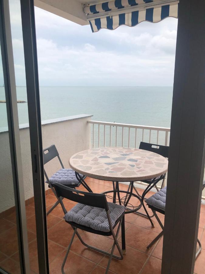 Apartamento En Primera Linea De Mar Sant Carlos de la Ràpita Exteriér fotografie